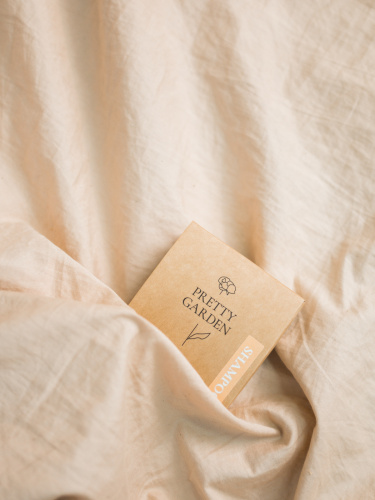 PRETTY GARDEN, Твердый шампунь Для блеска волос в коробке